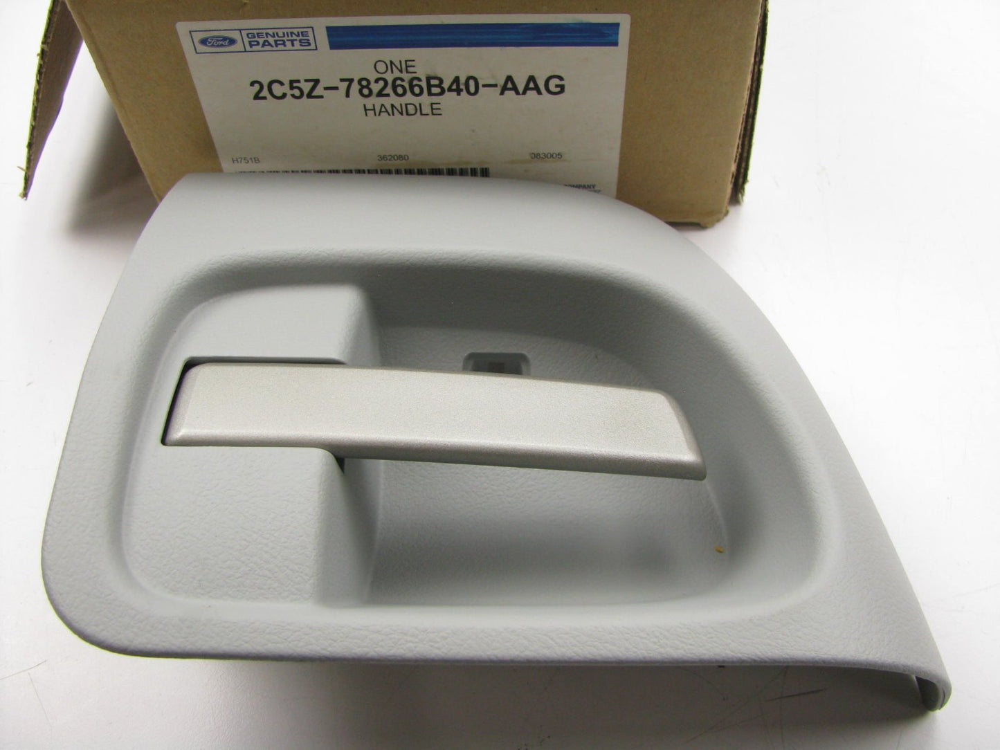 NEW Ford 2C5Z-78266B40-AAG REAR RIGHT Interior Door Handle GREY 04-05 Aviator