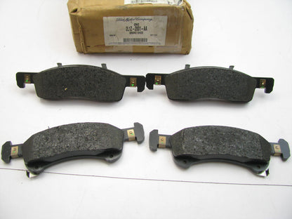 NEW - OEM Ford 2L1Z-2001-AA Rear Disc Brake Pads 2003-2004 Expedition Navigator