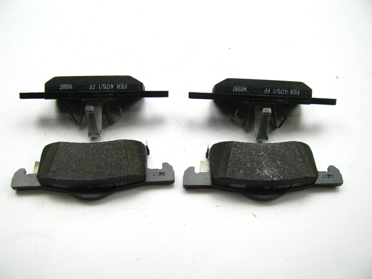 NEW - OEM Ford 2L1Z-2200-AA Rear Disc Brake Pads 2003-2006 Expedition Navigator