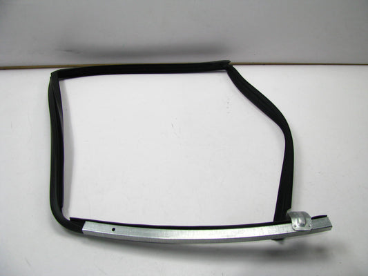 NEW - OEM Ford 2L1Z-7825766-AA Rear Right Window Glass Door Run 02-06 Expedition