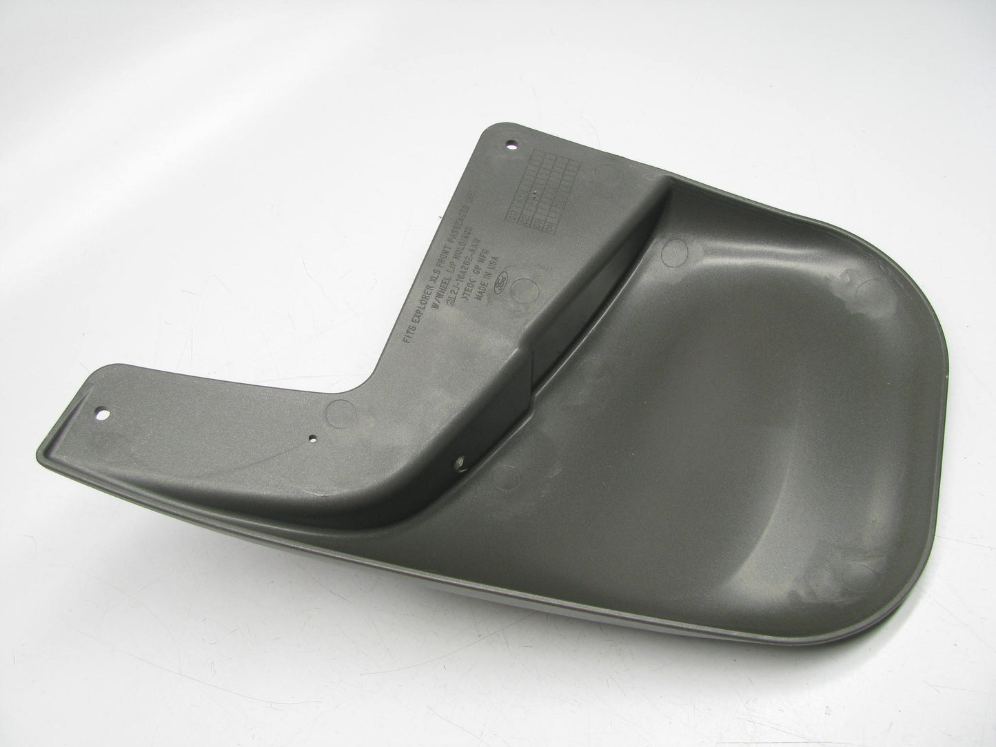 NEW OEM Ford Front Splash Mud Guards For 02-03 Ford Explorer XLS 2L2Z-16A550-AAA
