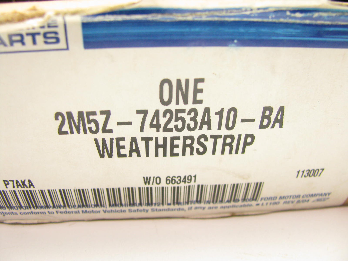 NEW - OEM Ford 2M5Z-74253A10-BA Rear Door Weatherstip Seal 2000-2007 Focus