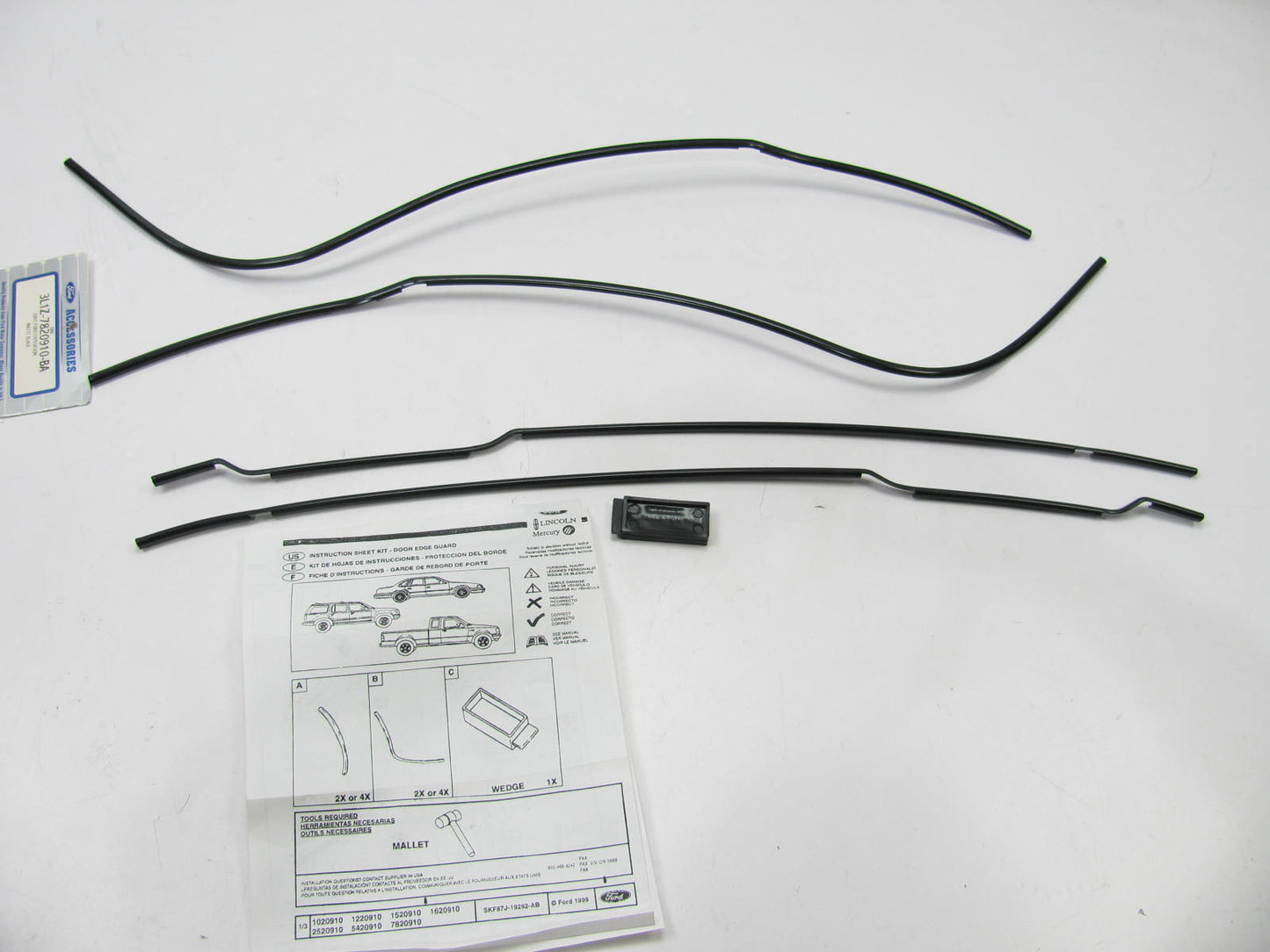 NEW - OEM Ford 3L1Z-7820910-BA Door Edge Guard Set For 2003-2004 Expedition