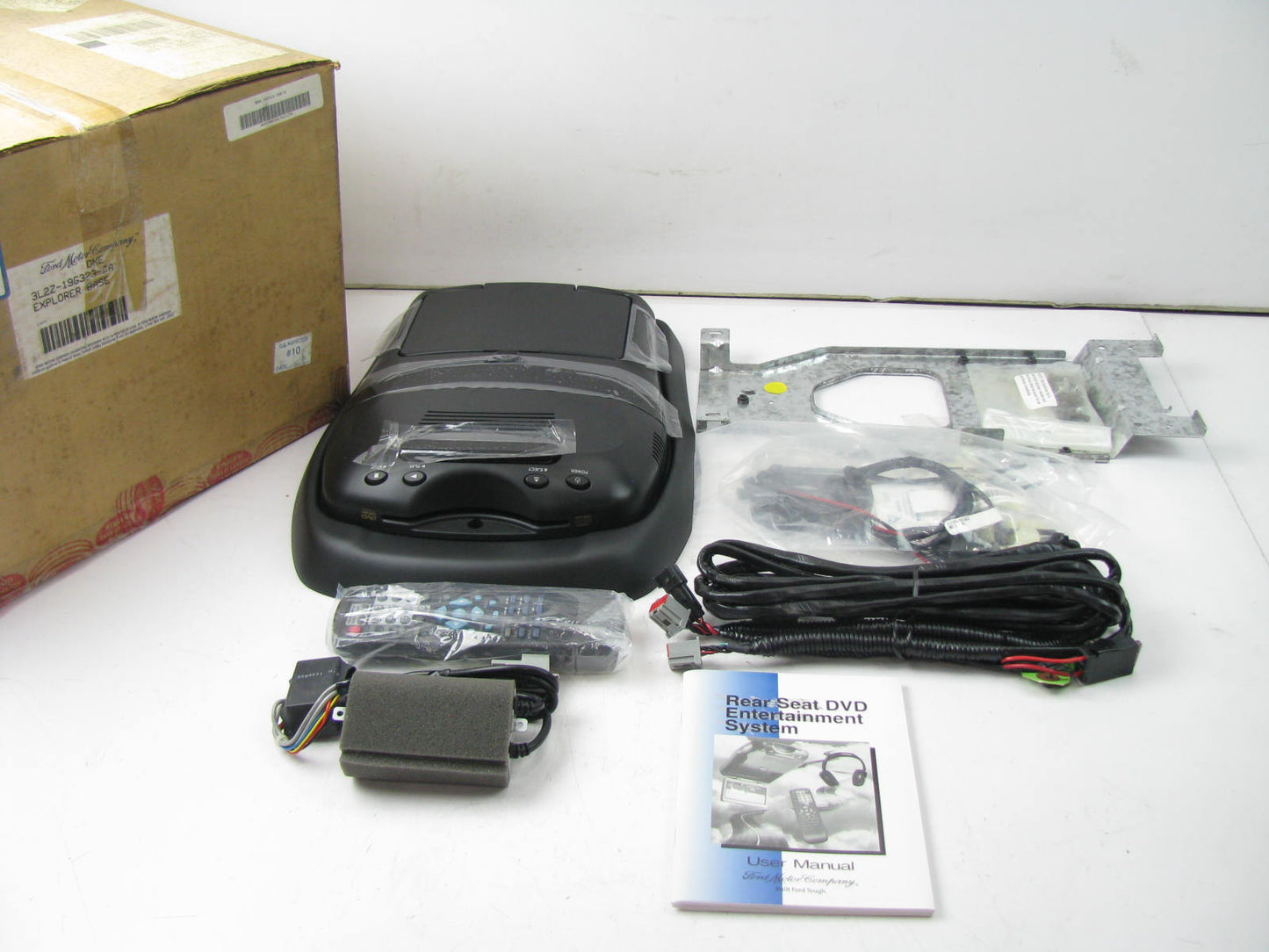 Ford 3L2Z19G323CA Entertainment DVD Player System Kit 03-05 Explorer Mountaineer