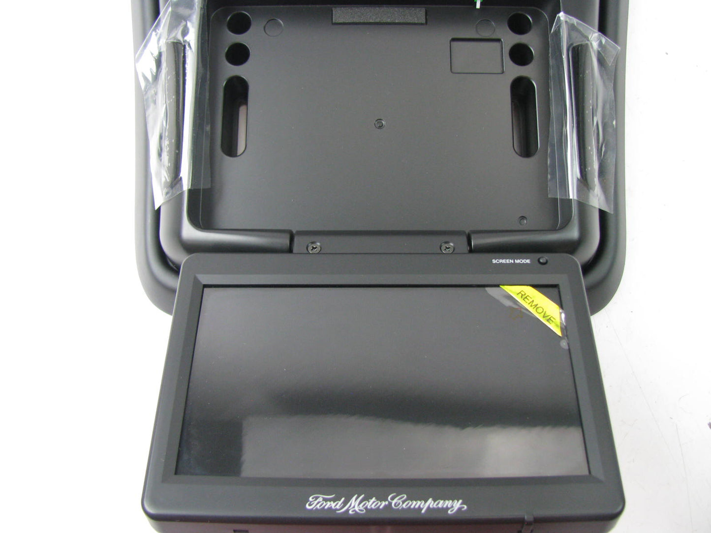 Ford 3L2Z19G323CA Entertainment DVD Player System Kit 03-05 Explorer Mountaineer