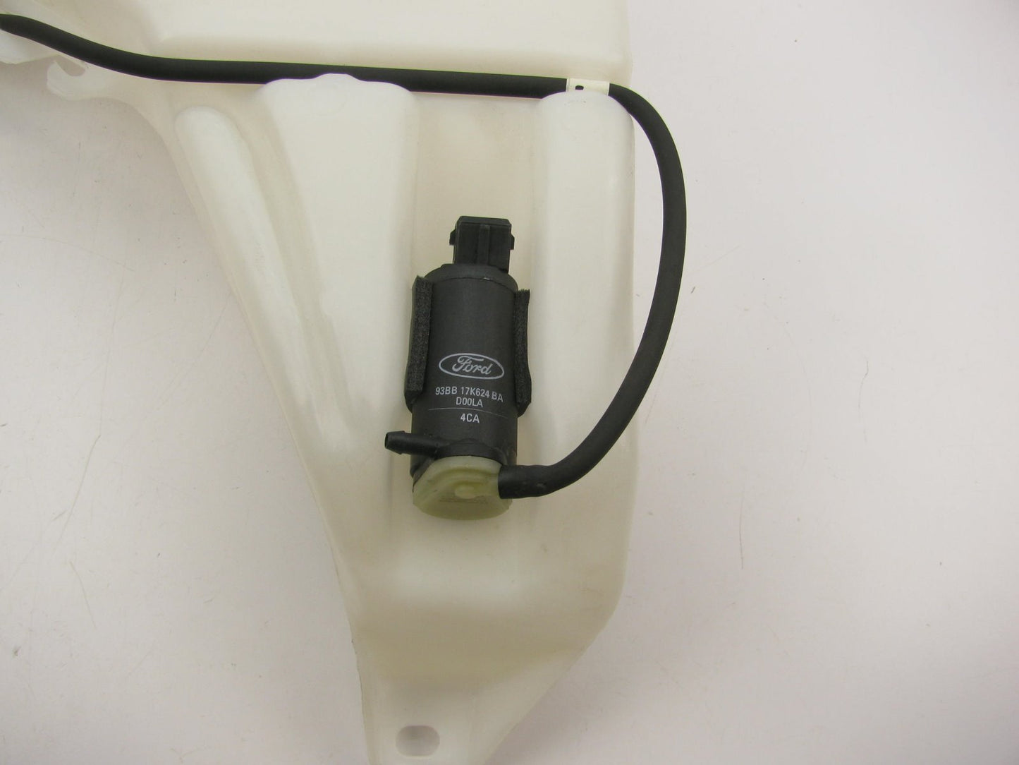 NEW - OEM Ford Windshield Washer Reservoir Tank + Washer Pump 2004 Focus