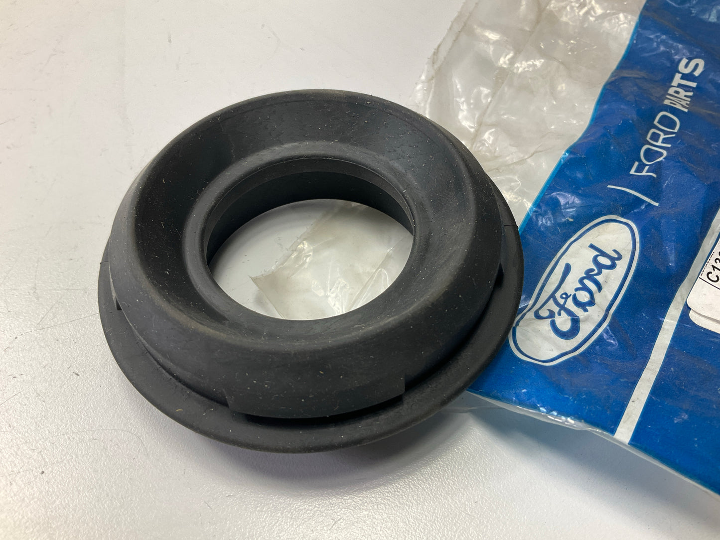 NEW - OEM Ford 3W4Z-6A892-AA Engine Oil Filler Tube Gasket
