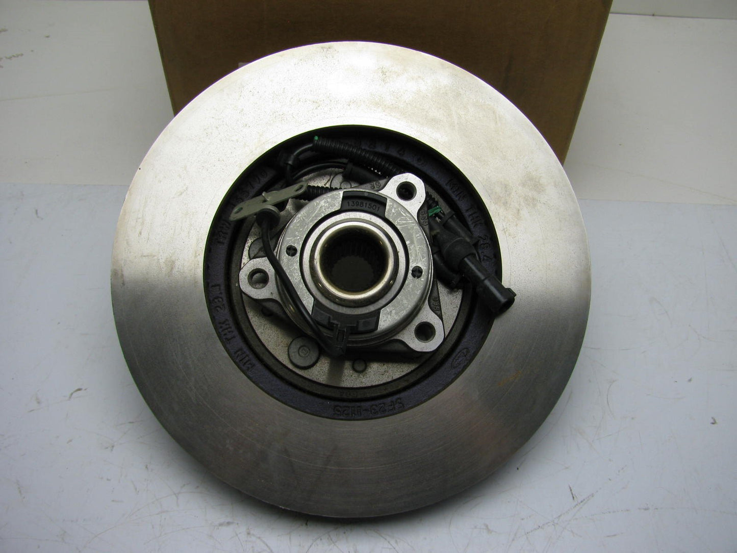 NEW - OEM Ford 4F2Z-1102-AAA Front Right Brake Rotor 2004-2007 Monterey Freestar