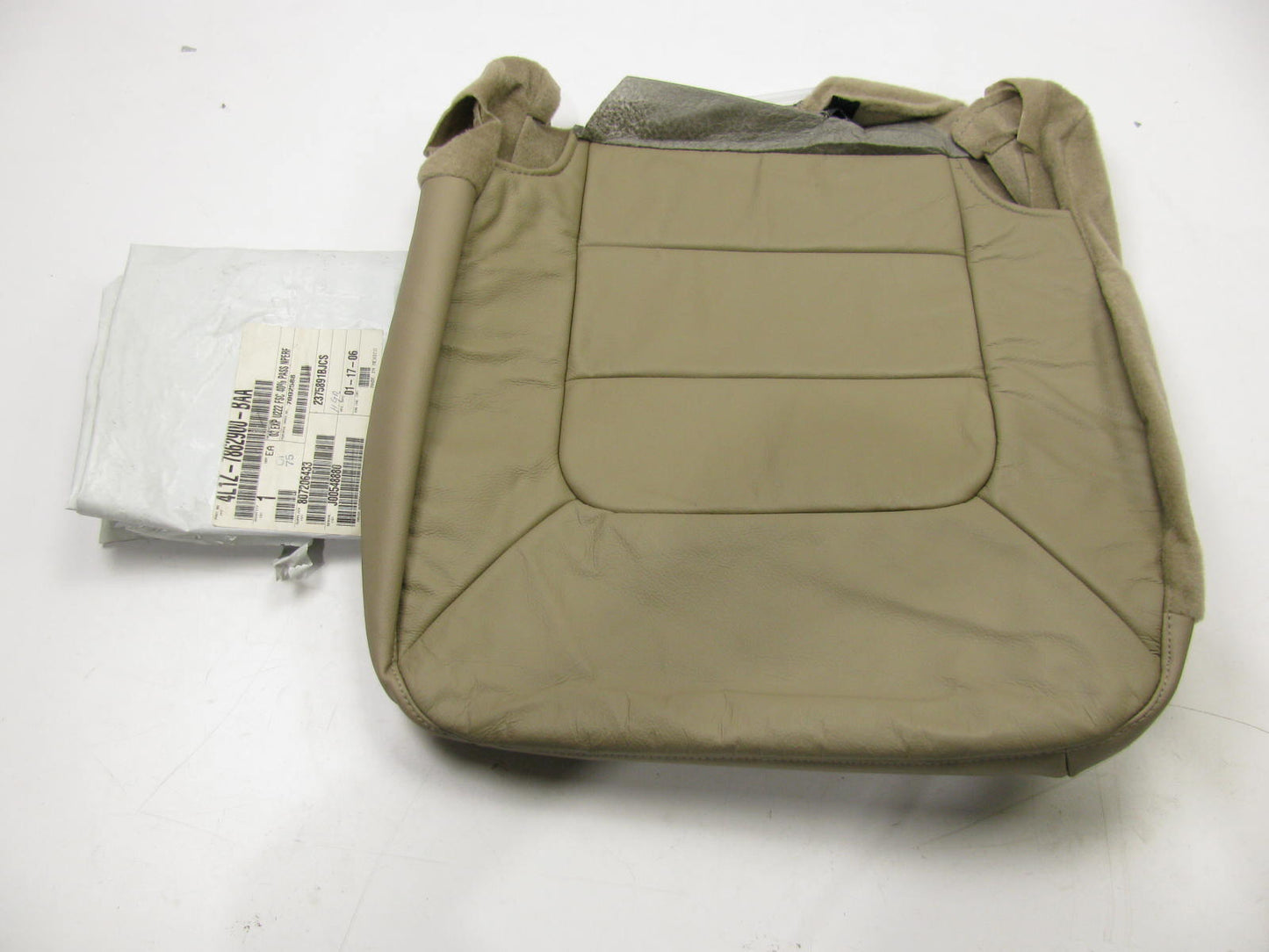 Ford 4L1Z-7862900-BAA FRONT RIGHT Seat Cushion Cover LEATHER For 04 Expedition