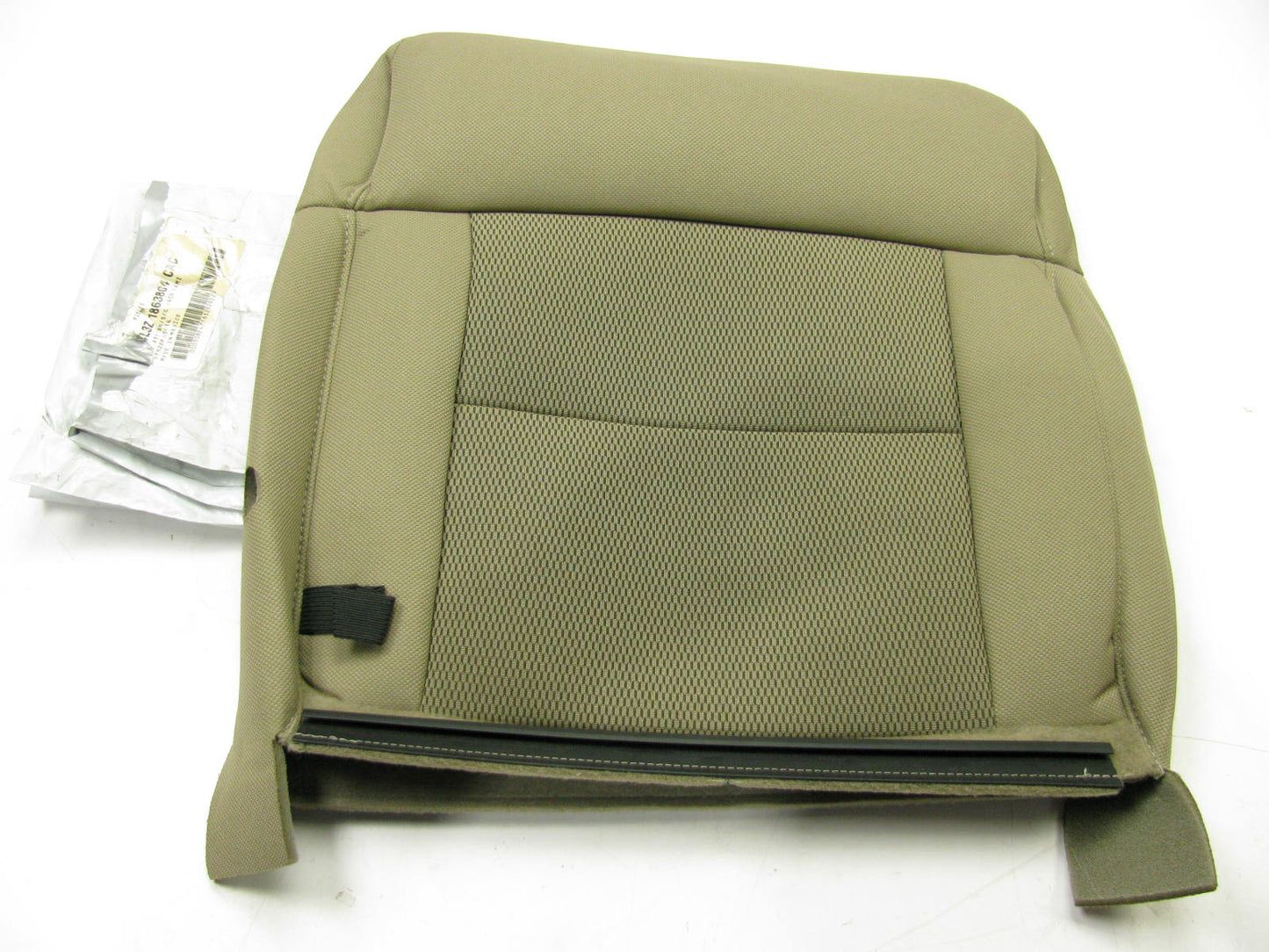 NEW - OEM Ford 4L3Z-1863804-CAC Rear Right Seat Cover 2004-2005 F-150 Super Cab