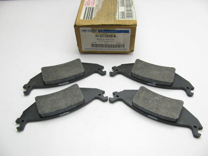 NEW - OEM Ford 5C2Z-2200-A Rear Brake Pad Set 2004-2006 E-150