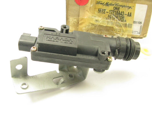 NEW - OEM Ford 5F2Z-17218A43-AA Left Door Lock Actuator