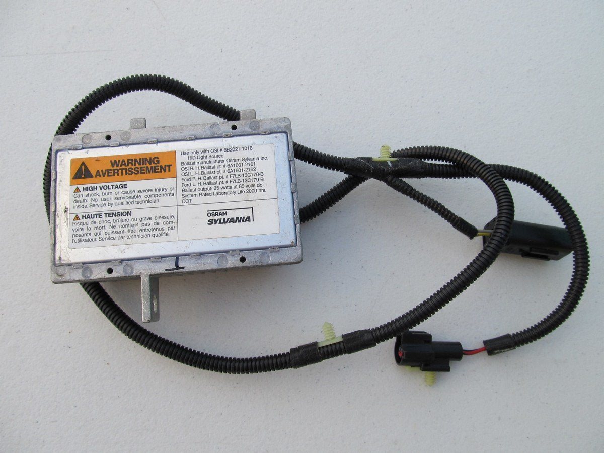 NEW OUT OF BOX Left Driver Side 1996 Lincoln Mark VIII 8 LSC HID Ballast Module