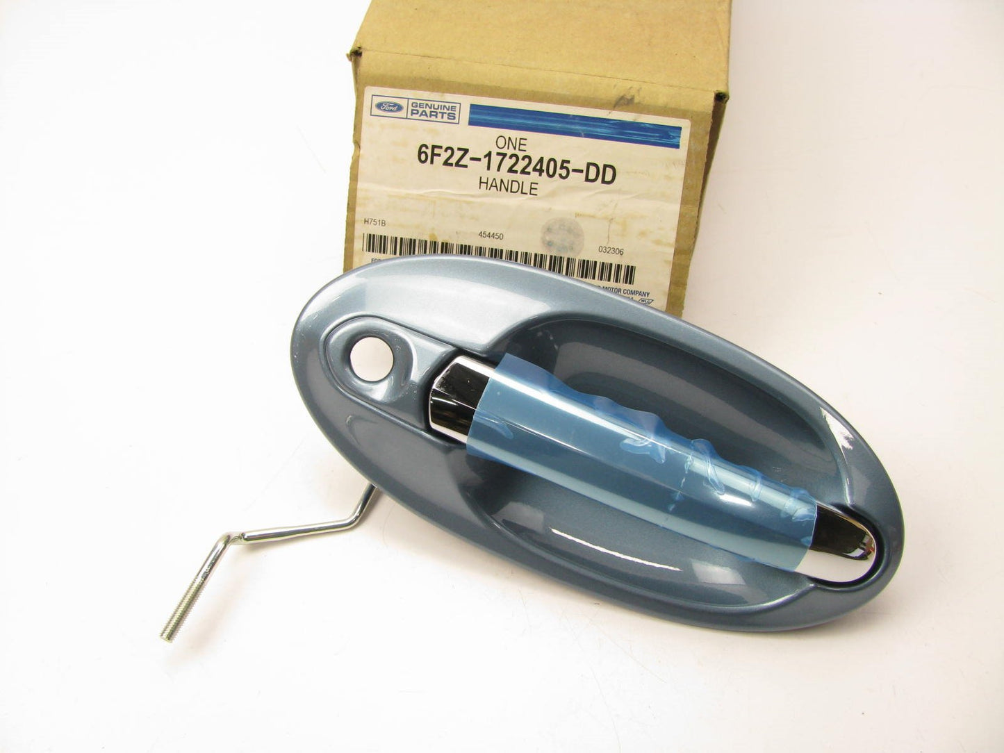 NEW - OEM Ford 6F2Z-1722405-DD Front Left Outside Door Handle 04-07 Freestar