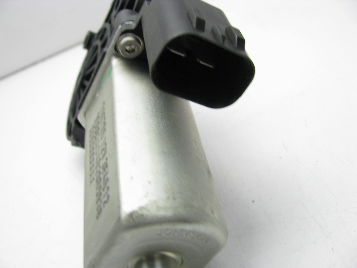 NEW - OEM Ford 6L3Z-1523394-AA Rear Center Power Window Motor