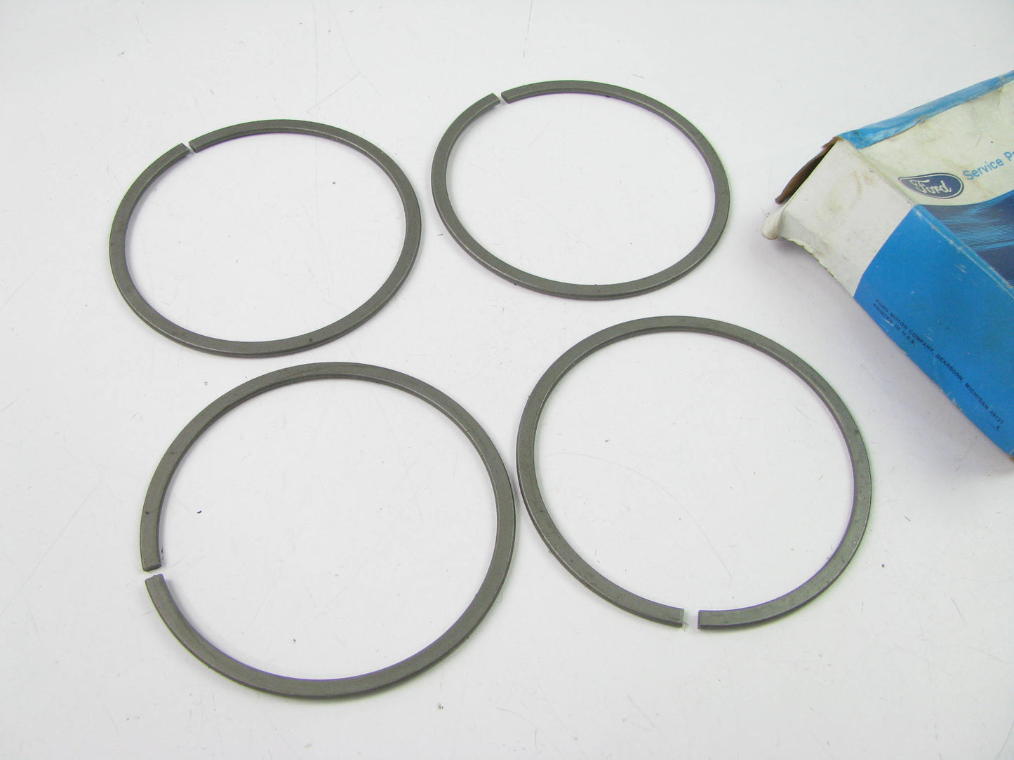 (4) NEW Ford 7EQ-7070 Manual Transmission Output Shaft Bearing Retainer, NP435