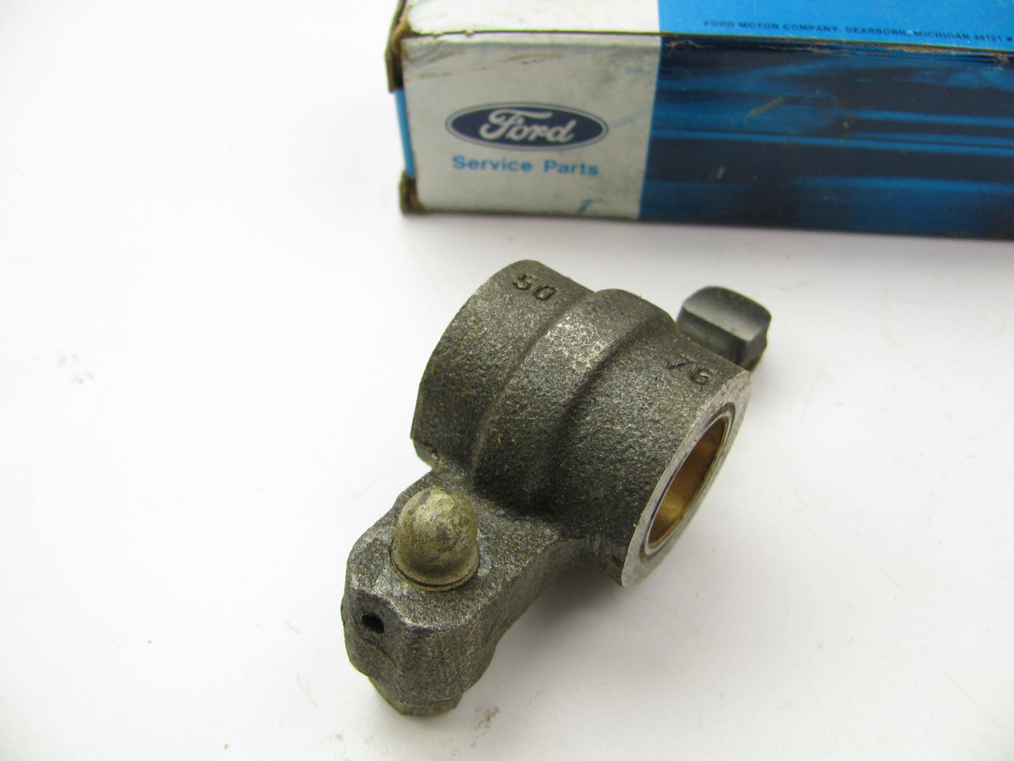 NEW - OEM Ford 826F-6529-DAC Rocker Arm For Tractor 1124 FMD FSM SUPER-6