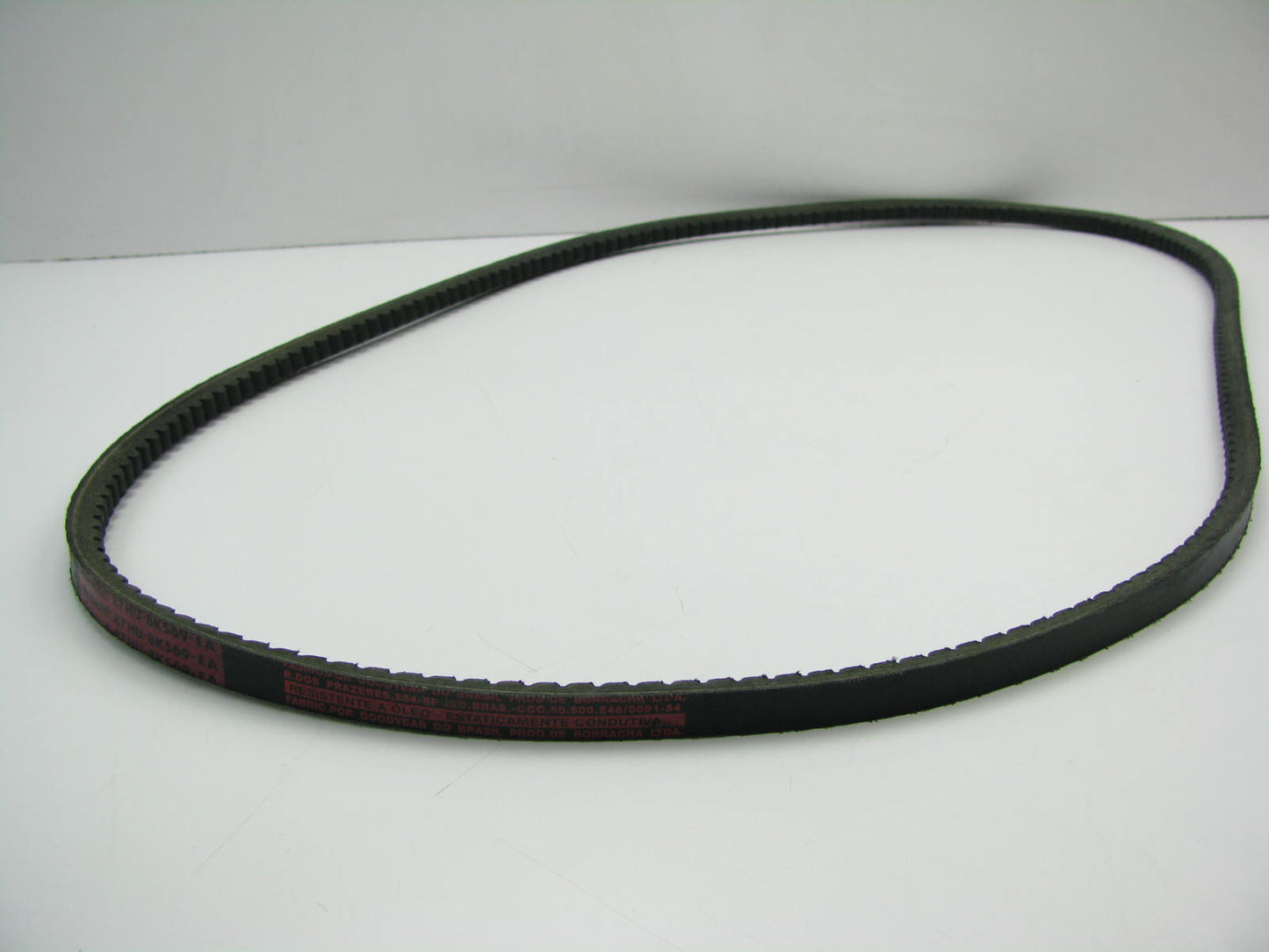 NEW - OEM Ford 87HU-8K569-EA Accessory Drive Belt - 0.53'' X 63.00'' - 36 Degree