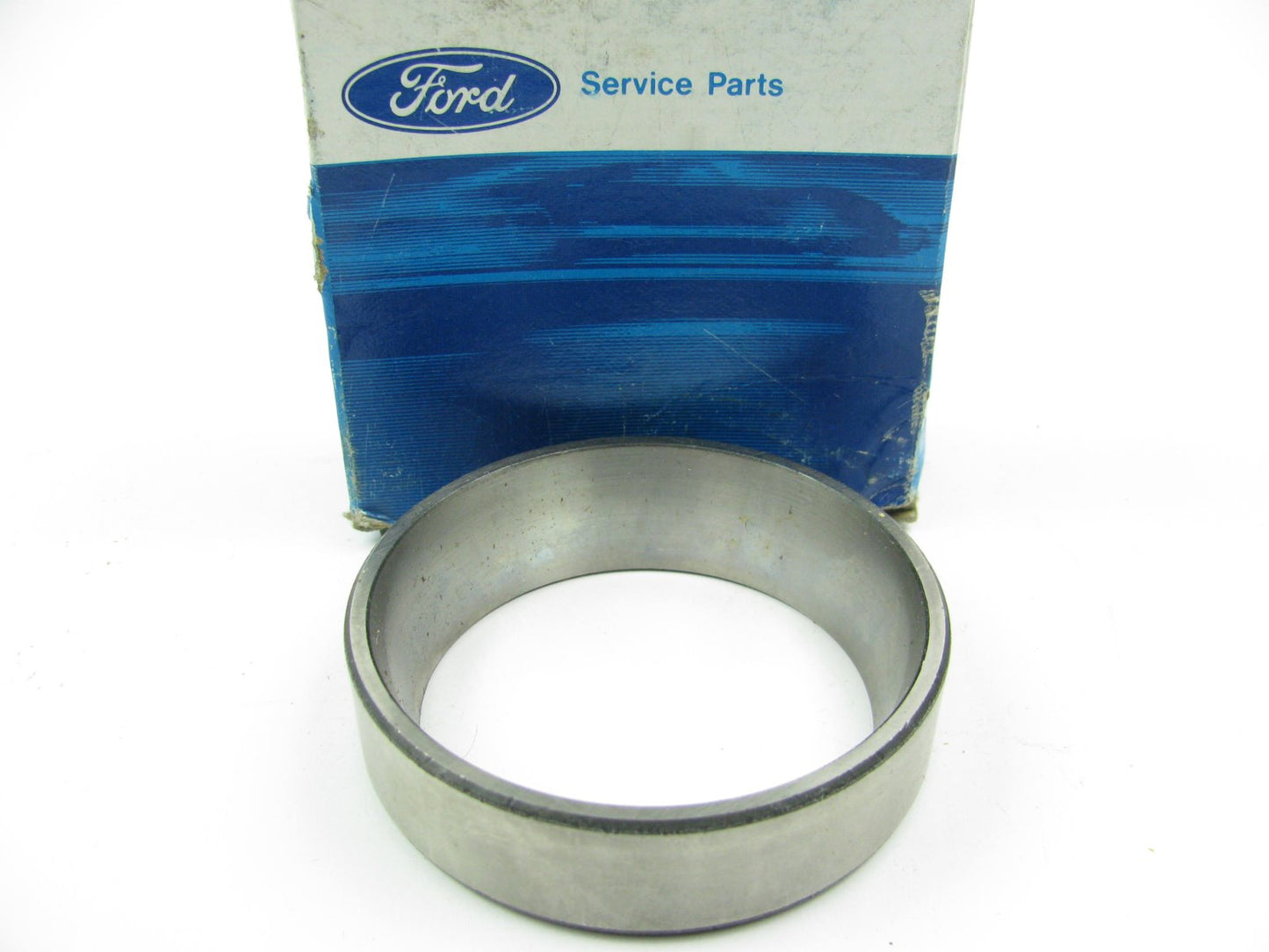 NEW OEM Ford 8M-4222 FRONT Axle Differential Carrier Bearing Race Cup