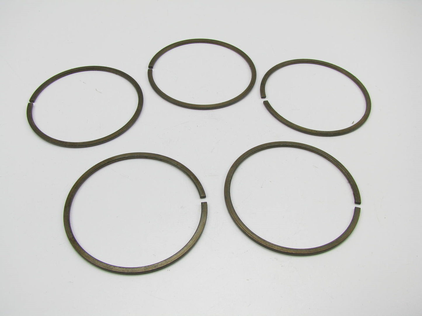 5 X 1948-91 Ford F100/500 Truck Bus Warner T98 T18 T19 4-Spd Snap Ring 8MTH-7070
