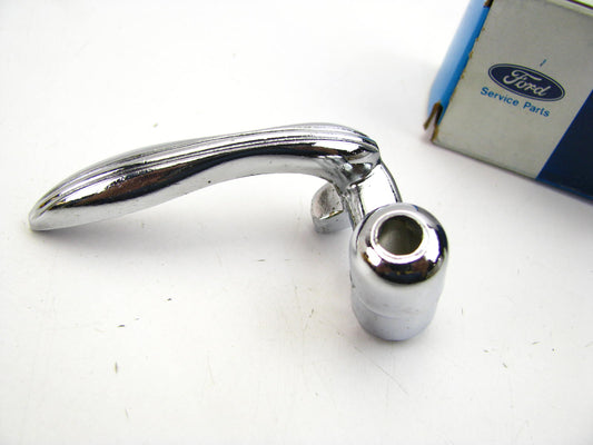 NOS - OEM Ford A9AZ-7022916-A Right Vent Handle Knob