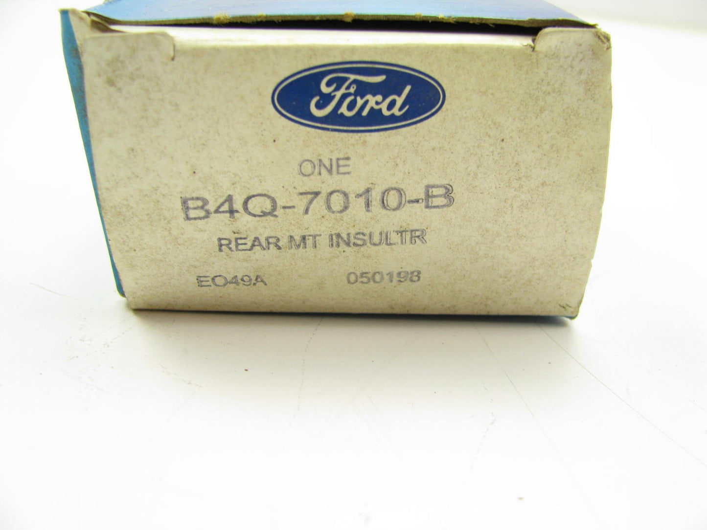 NOS 1964-65 Ford F100 F250 4WD Auxiliary Transmission Mount Insulator B4Q-7010-B
