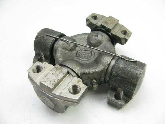 NOS OEM 1970-1976  Ford Truck LN-600/6000 U-joint For Fuller 610 Transmission