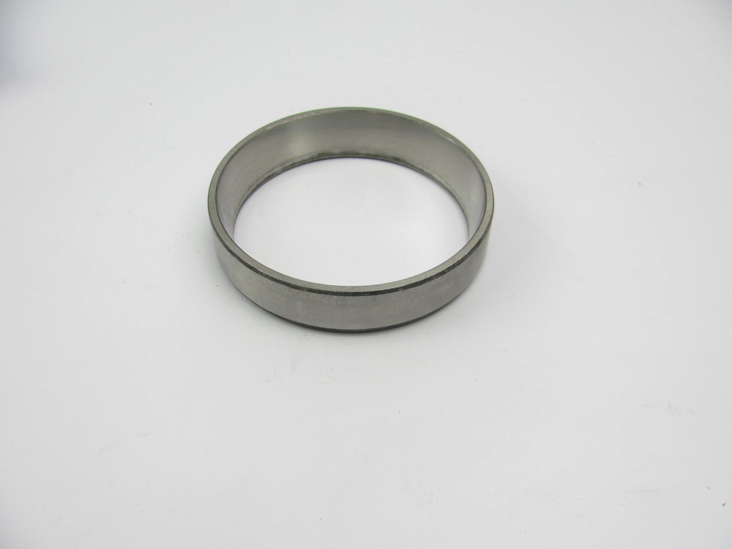 NEW GENUINE OEM Ford B5D-4222-A Differential Carrier Bearing Race Cup