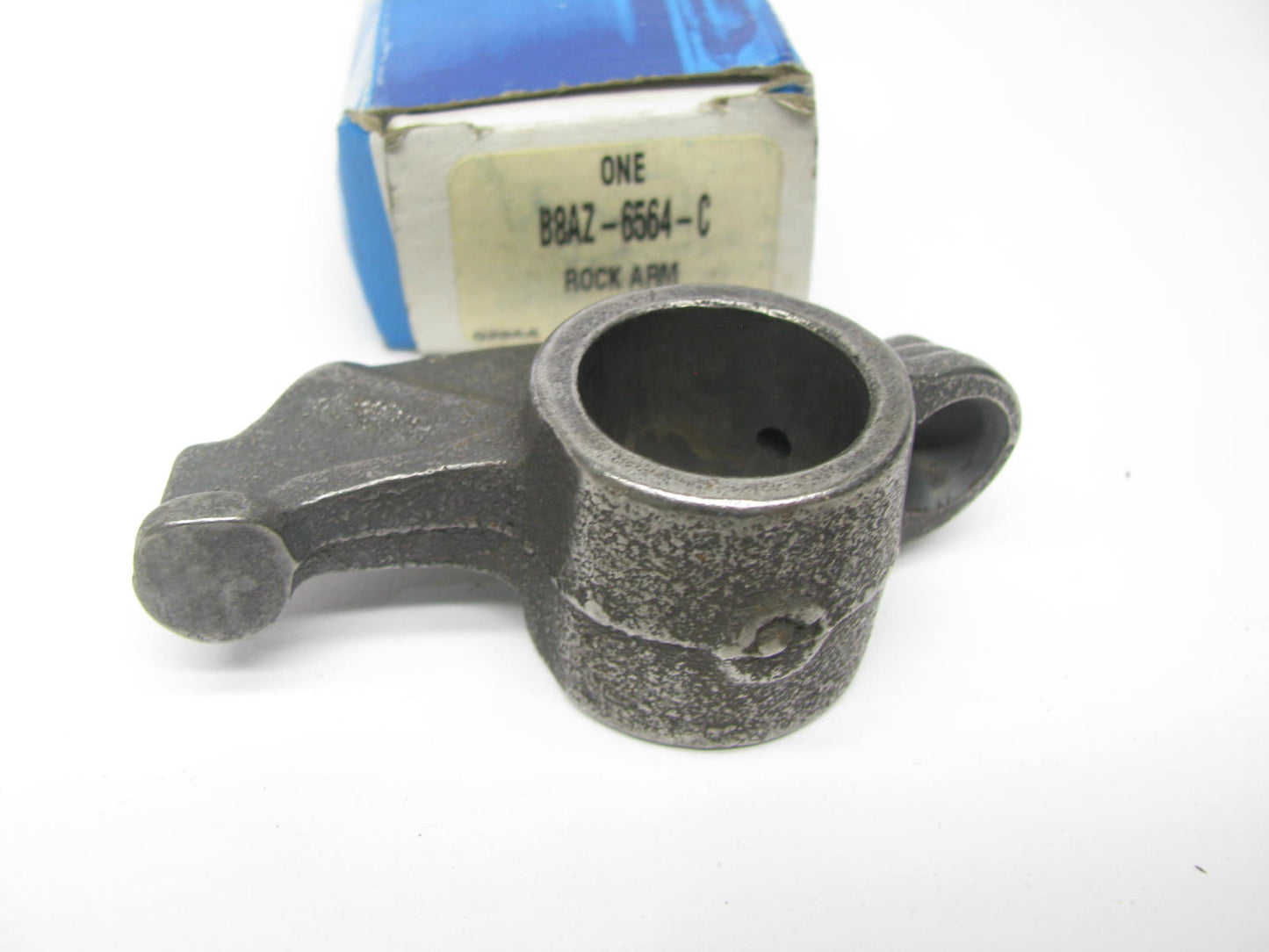 NEW GENUINE OEM Ford B8AZ-6564-C Engine Rocker Arm C4AE-6564-A1