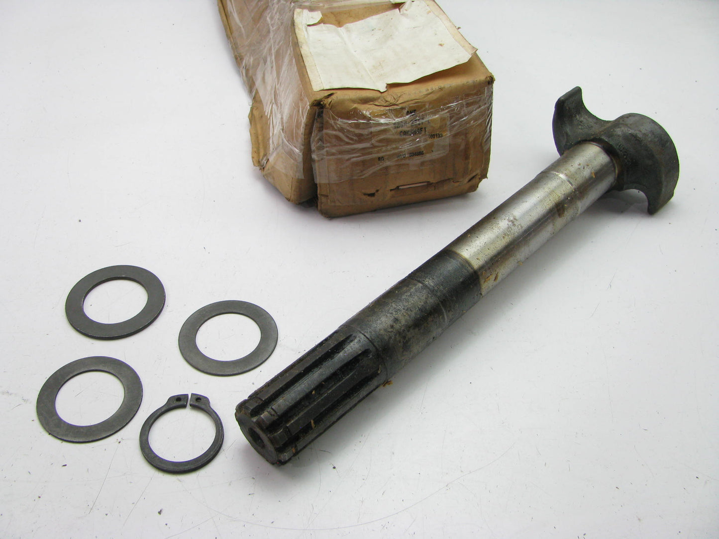 NOS - OEM Ford B8QH-2317-C Left Air Brake Camshaft For 1957-62 23M Axle W/ Eaton
