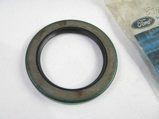 NEW - OEM Ford B8TZ-4676-B Differential Pinion Seal Rear