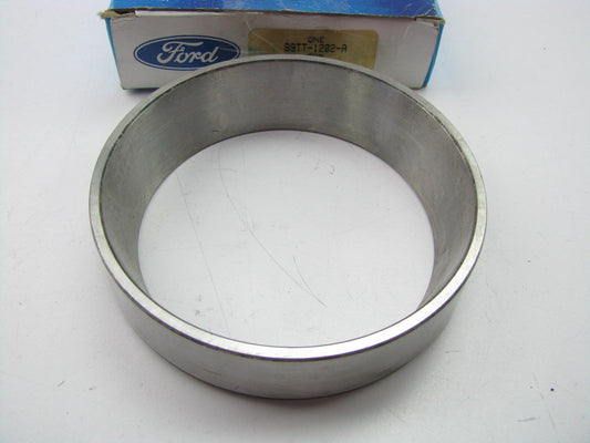 NEW GENUINE OEM Ford B9TT-1202-A FRONT INNER Wheel Bearing Race