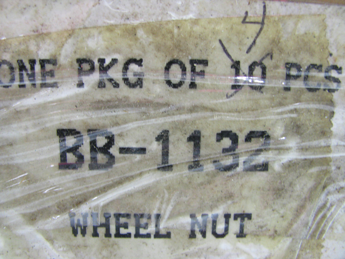 (9) Vintage OEM Ford BB-1132 Wheel Lug Nuts, Right Hand Thread, 75-77 P500