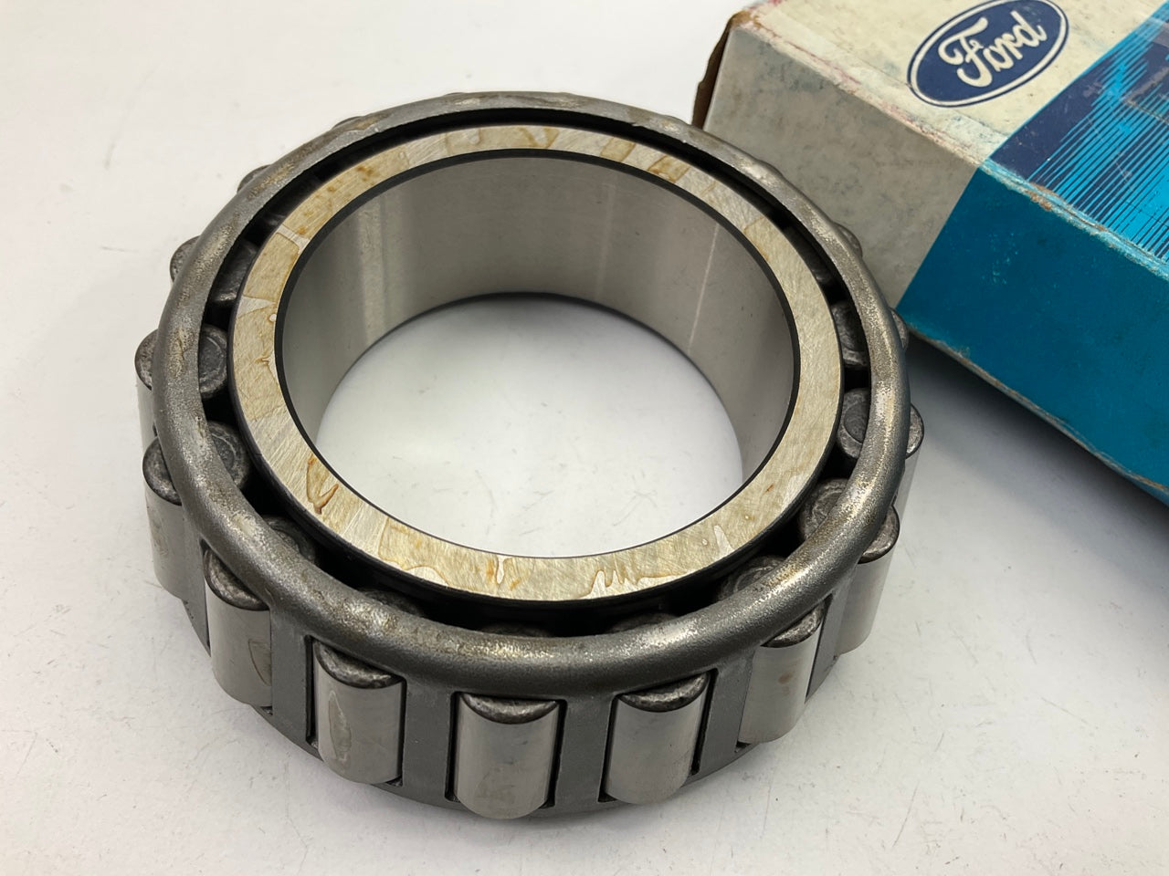 NEW - OEM Ford BB-1240-A Rear Outer Wheel Bearing