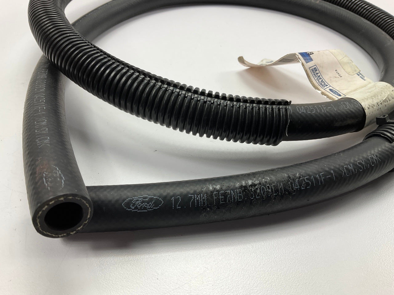 NEW - OEM Ford BU9Z-3A713-J Power Steering Return Hose