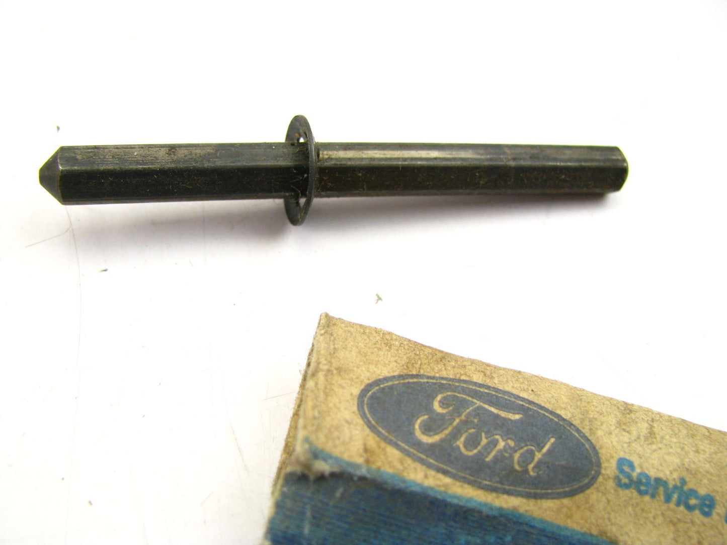 NOS Genuine OEM Ford C0DZ-6A618-A Engine Oil Pump Shaft - 1960-1961 144 170-L6