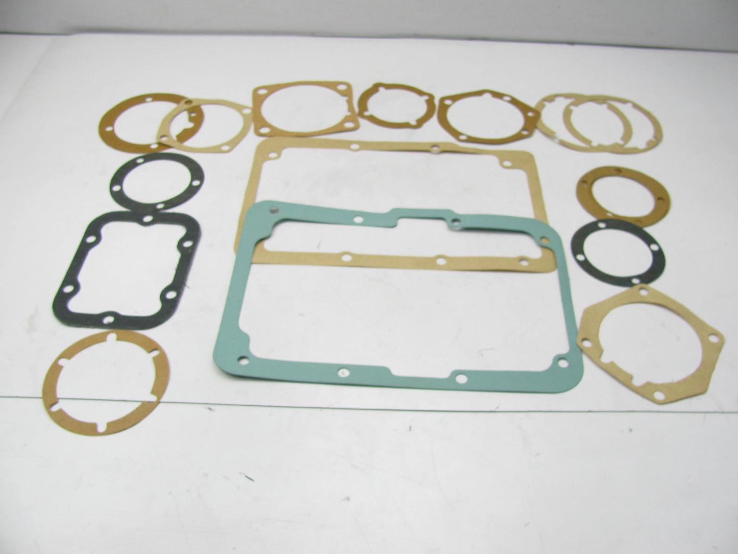 Ford C2TZ-7153-A Manual Transmission Gasket Kit For 1969-79 NP541 NP542 5-Speed