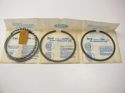 DOES 2 PISTONS  Ford C3AZ-6148-H Ring Set - 1965-68 289, 68-72 302 69-72 351 V8