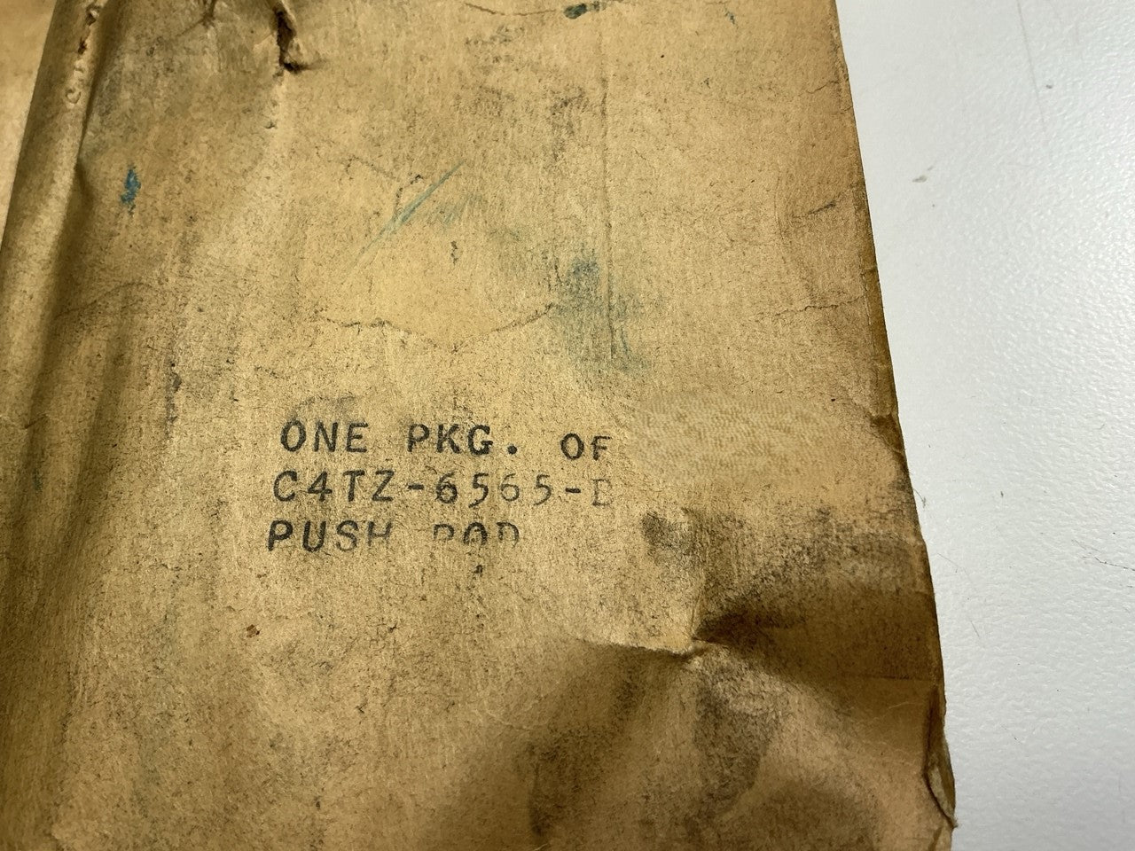 NEW - OEM Ford C4TZ-6565-B Engine Push Rod