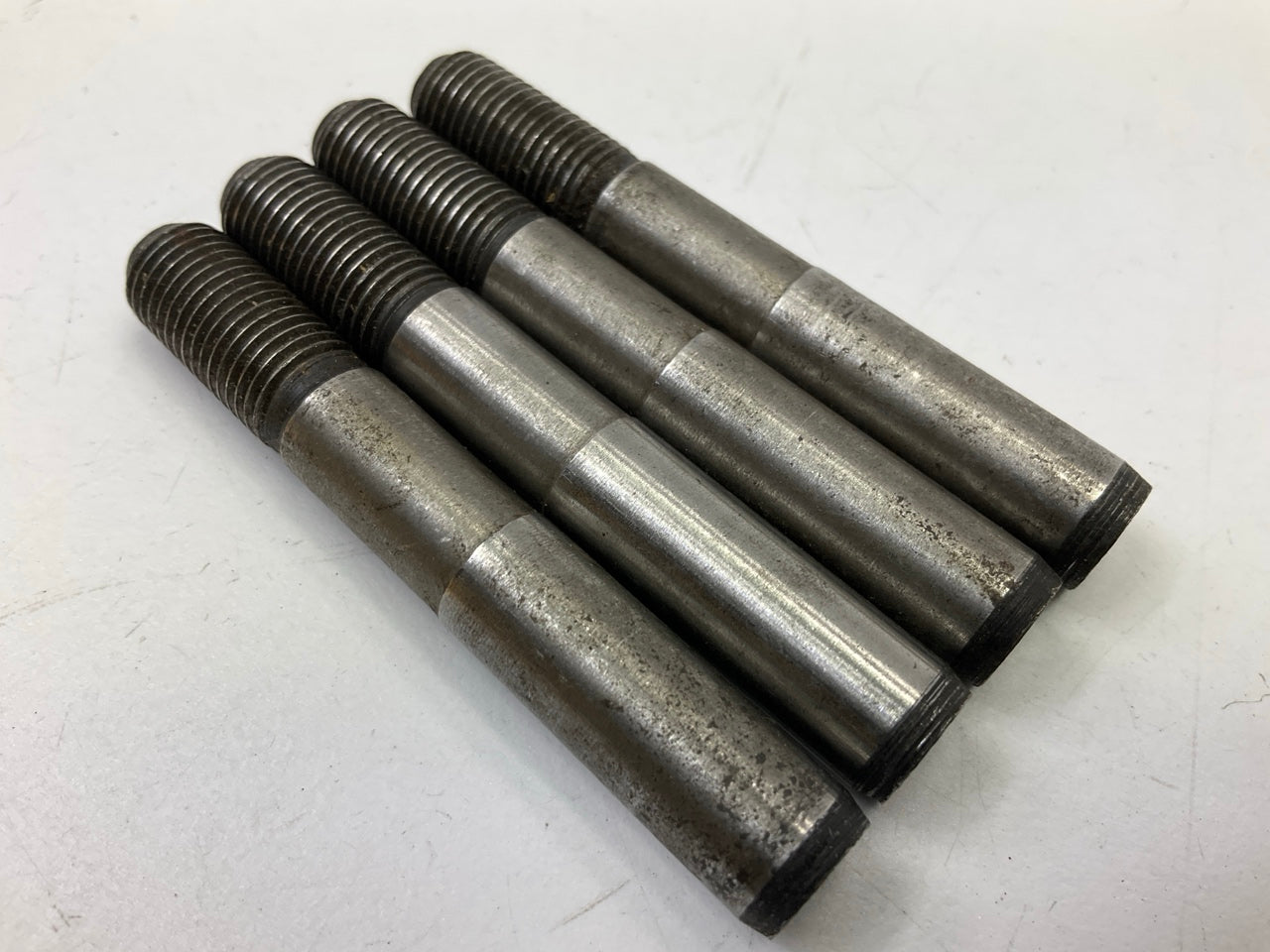 (4) NOS Ford C5AZ-6A527-C Engine Rocker Arm Stud - 240 300-L6, 260 289 302-V8
