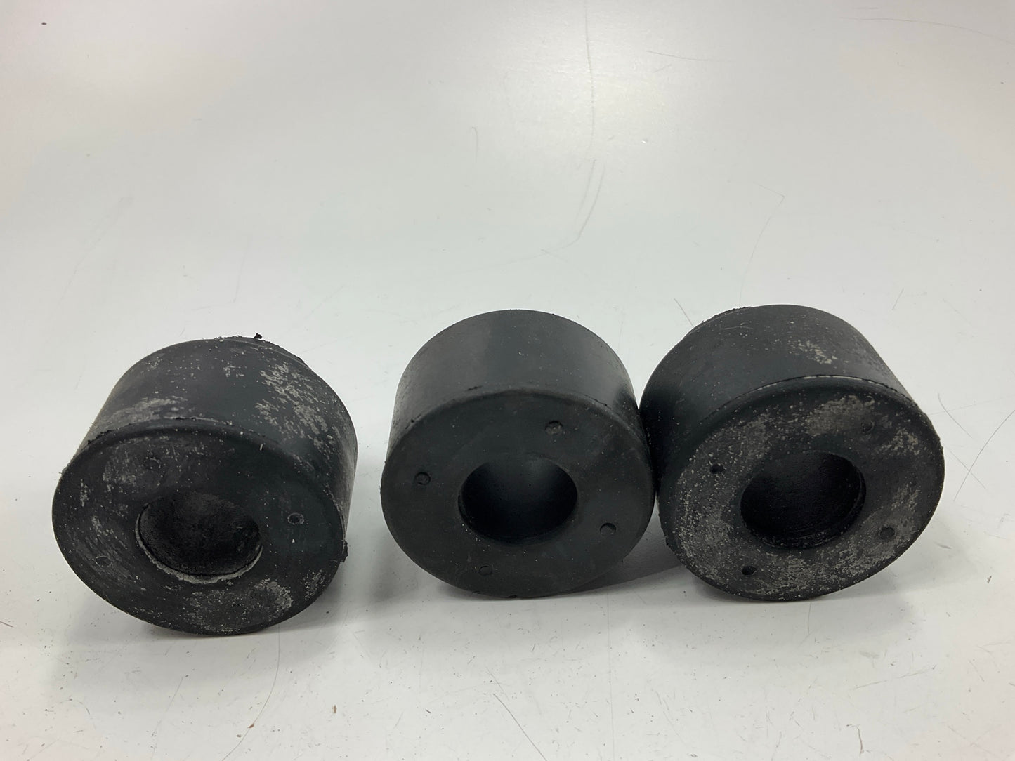 (3) NEW - OEM Ford C6TZ-3B203-C Front Radius Arm Bushing Insulator