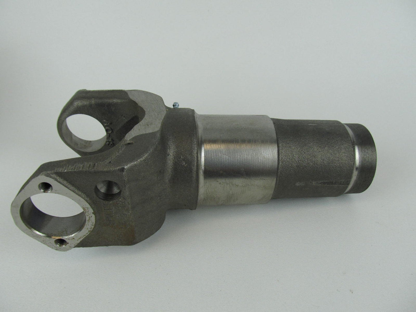 Ford C6TZ-4841-N Transmission Slip Yoke 1970-1979 L900 W/ Detroit Diesel & T905