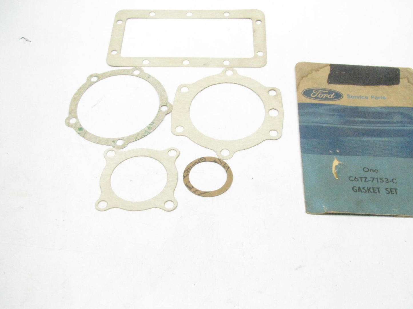 NEW - OEM Ford C6TZ-7153-C Transfer Case Gasket Set