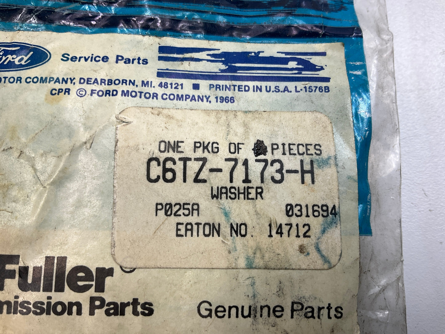 NEW - OEM Ford C6TZ-7173-H Mainshaft Fourth Gear Washer - Fuller 5 Speed