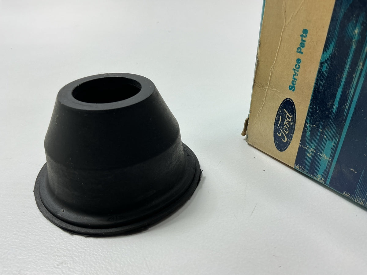 NOS - OEM Ford C7TZ-3332-G Drag Link Tie Rod Dust Cover Boot