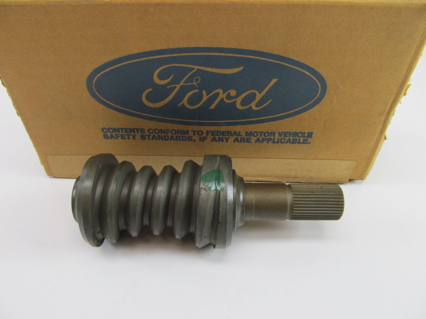NOS 1967-1972 Ford F100 4WD MANUAL Steering Gear Shaft & Worm Assy. C7TZ-3524-F