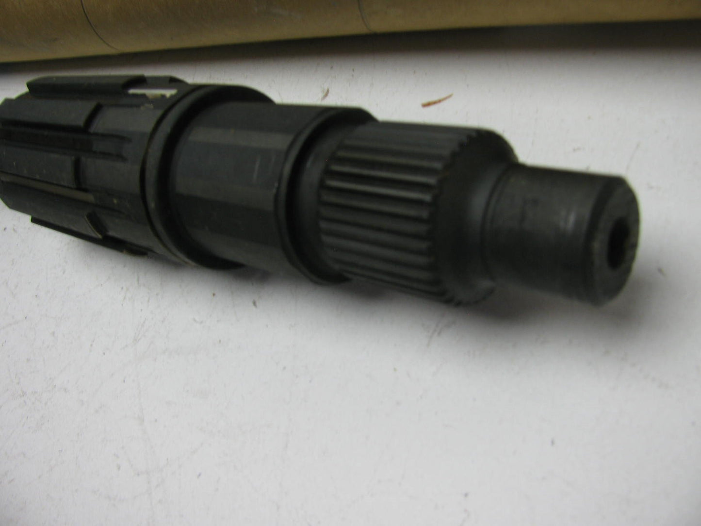 NOS OEM Ford NP435 4 SPEED Main Shaft 16-3/4in Long 28 Splines C7TZ7061C