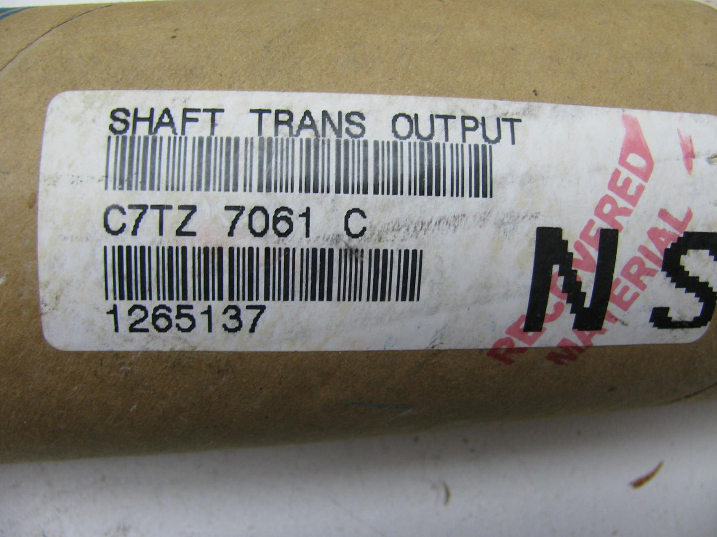 NOS OEM Ford NP435 4 SPEED Main Shaft 16-3/4in Long 28 Splines C7TZ7061C