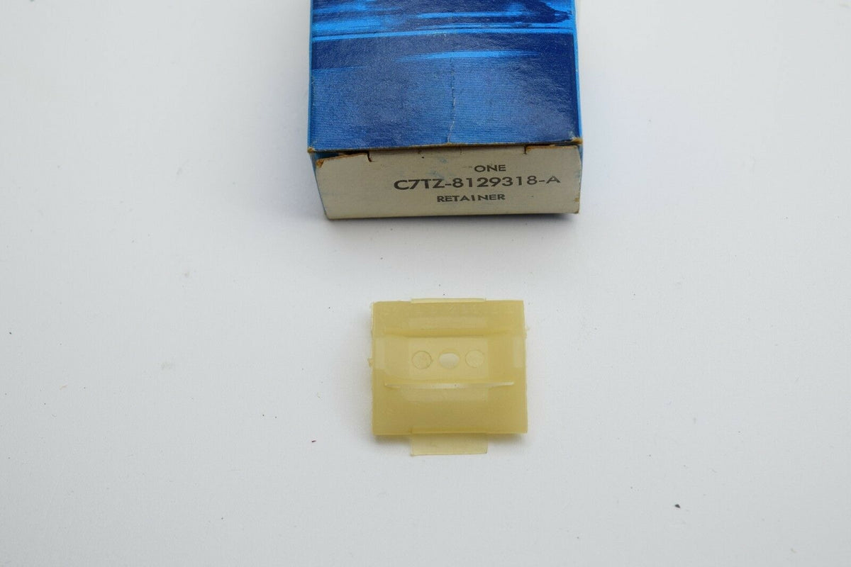 NOS - OEM Ford C7TZ-8129318-A Moulding Retainer 1967-1967 F-100 F-250