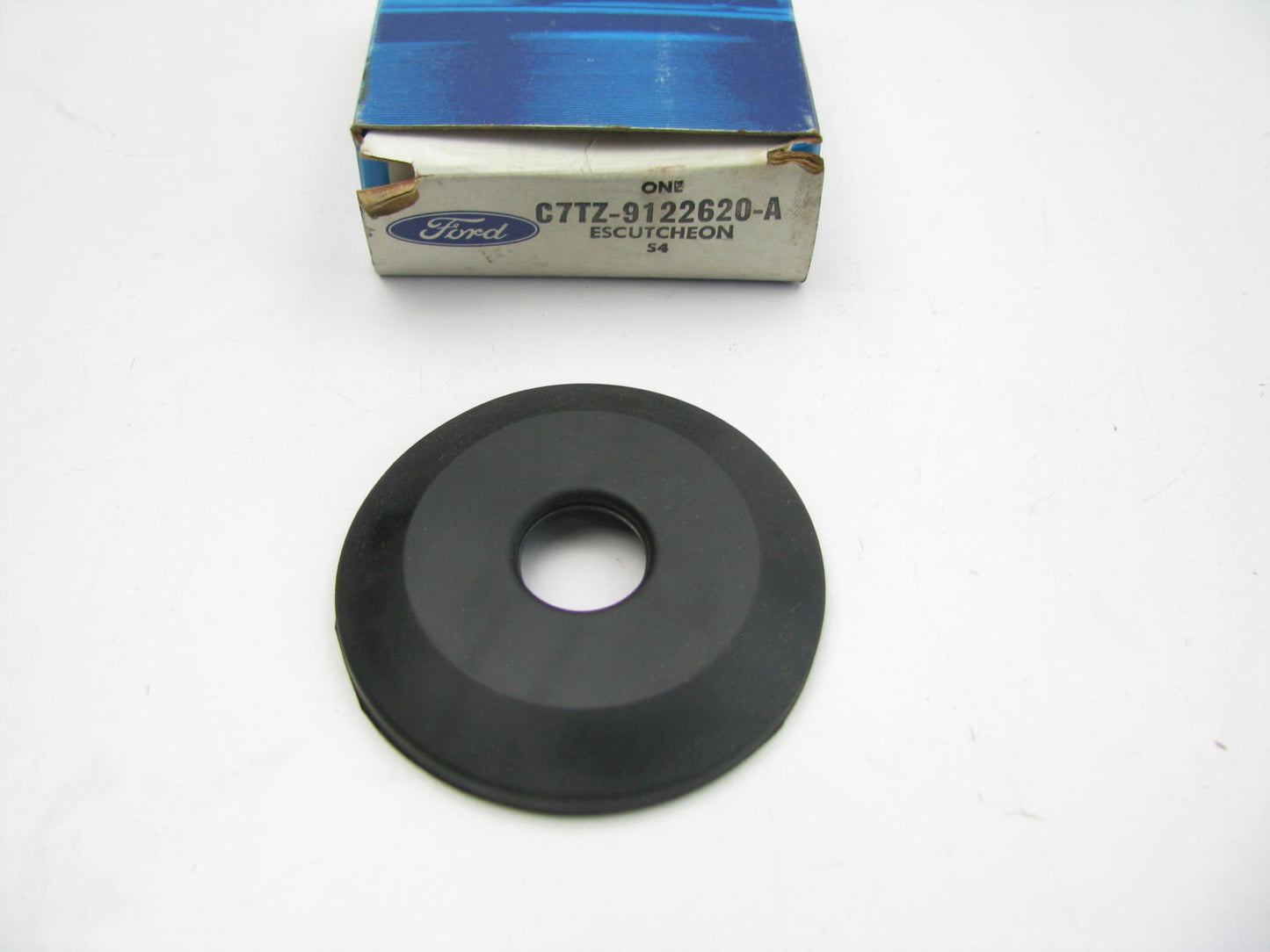 NEW - OEM Ford C7TZ-9122620-A Door Handle Escutcheon 1972 E100 E200 E300